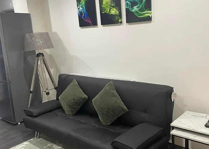Ground Floor Apartment 2, Lynton Apartments