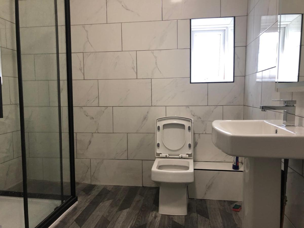 Ground Floor 2, Lynton Apartment